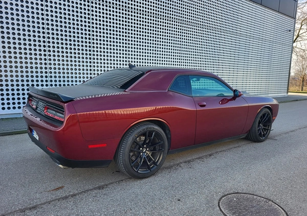 Dodge Challenger cena 189000 przebieg: 52500, rok produkcji 2020 z Łomża małe 781